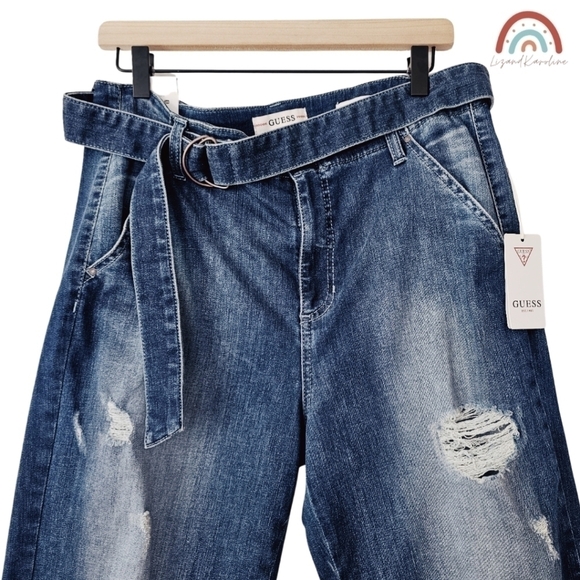 New! GUESS 1981 High Rise Belted Straight Leg Crop Distressed Raw Hem Jeans - Picture 4 of 9